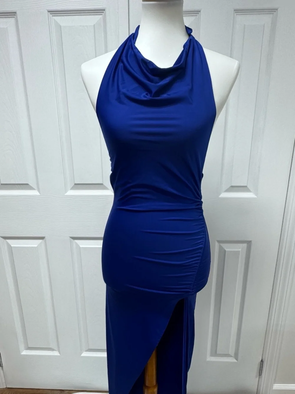 lucy in the sky maxi dress Open Back Bow White Date Night Outfits Lucy in the Sky |